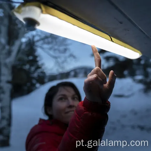 Luz de acampamento portátil de LED solar inflável